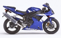 R1 model 2002 modrá s kostkami